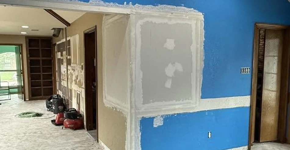 Drywall Repair & Painting Services